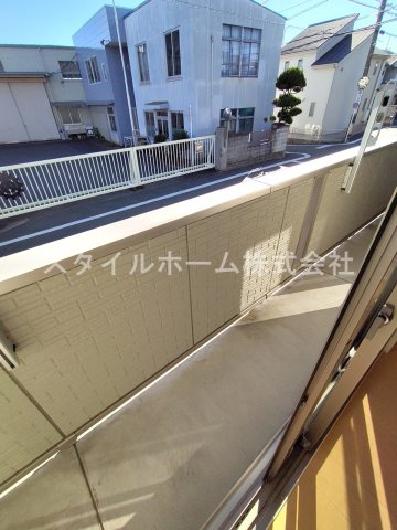 バルコニー　落ち着いた時間を過ごせるバルコニーです