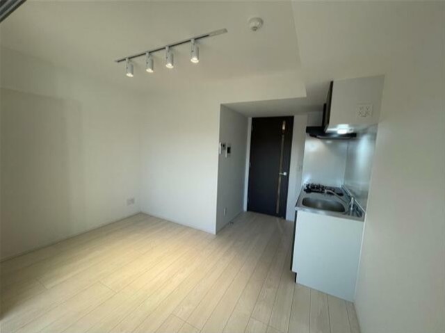 居室・リビング　室内