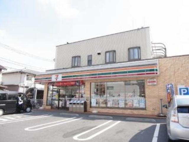 コンビニ　セブンイレブン府中八幡町2丁目店（コンビニ）まで74m