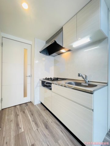 キッチン　同マンション別部屋　参考写真