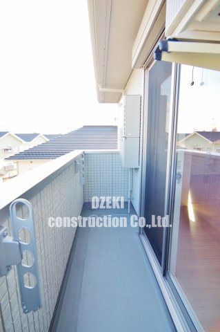 バルコニー　※写真は上階のもの