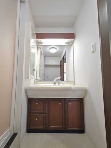 洗面設備　洗面化粧台