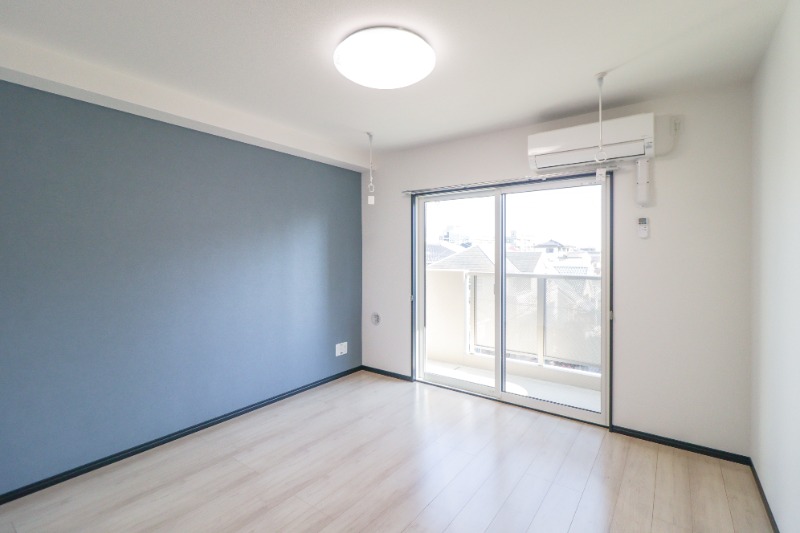 居室・リビング　図面と現状に相違がある場合には現状を優先