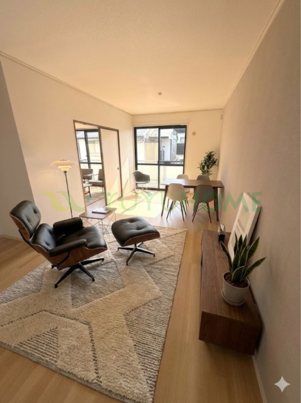 居室・リビング　家具設置無し（ＣＧ）