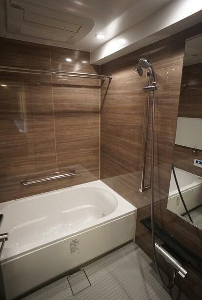 バス・シャワールーム　ゆったり過ごせるお風呂です