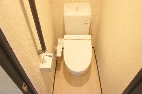 トイレ　ウォシュレット付トイレです♪