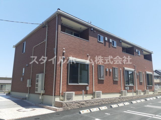 建物外観　外観は落ち着いています