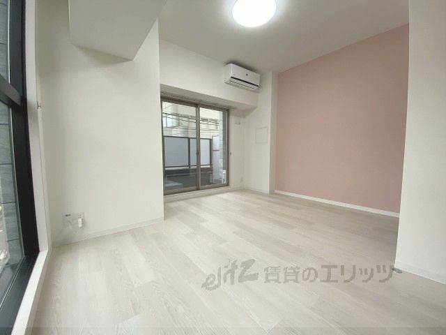 居室・リビング　洋室