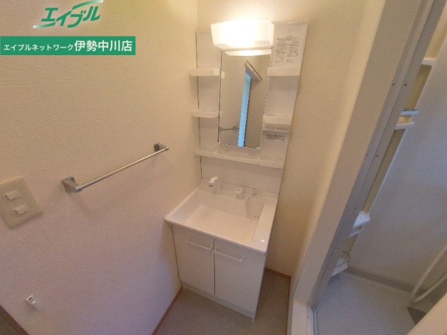 洗面設備　同物件別室画像