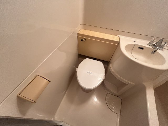 トイレ　清潔感のあるトイレです