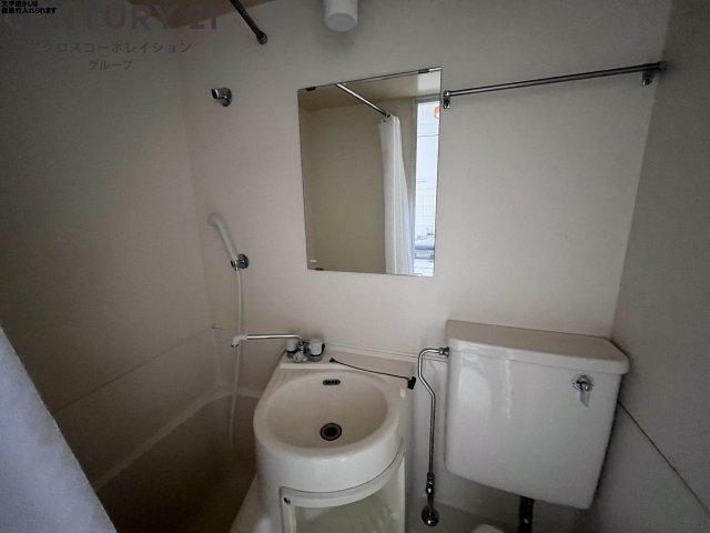 洗面設備　浴室内に洗面台がついてます♪