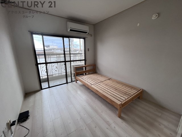 居室・リビング　エアコン付きで初期費用を抑えられます☆