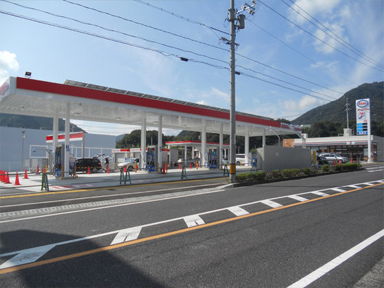 コンビニ　セブンイレブン広島亀山ＳＳ店（コンビニ）まで414m