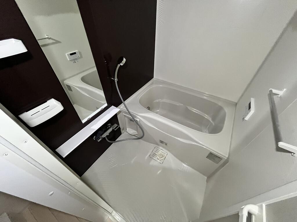 バス・シャワールーム　※同施工会社別物件の参考　現況優先