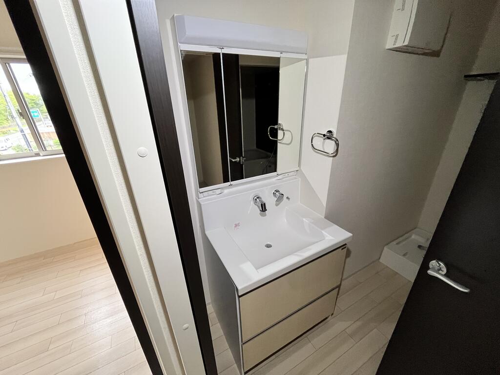 洗面設備　※同施工会社別物件の参考　現況優先