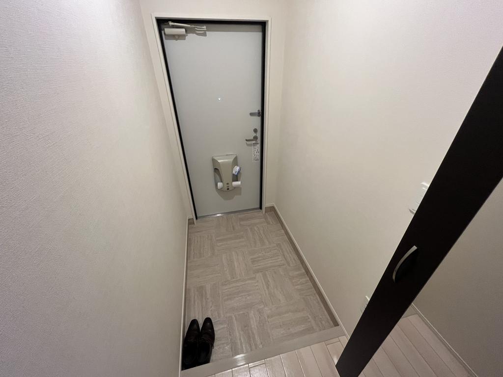 玄関　※同施工会社別物件の参考　現況優先