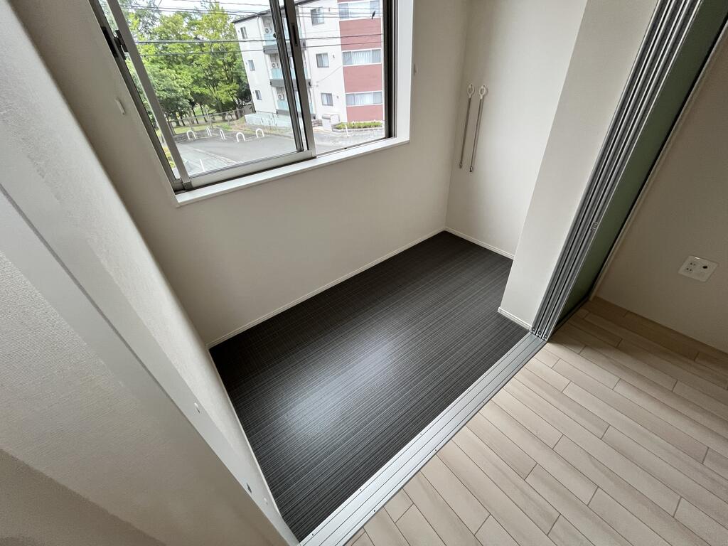 バルコニー　※同施工会社別物件の参考　現況優先