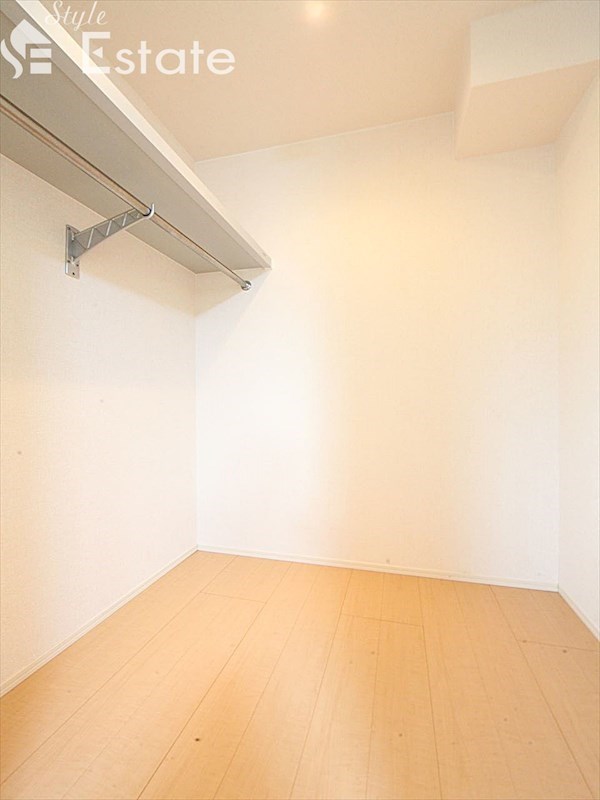 収納　ウォークインクローゼット