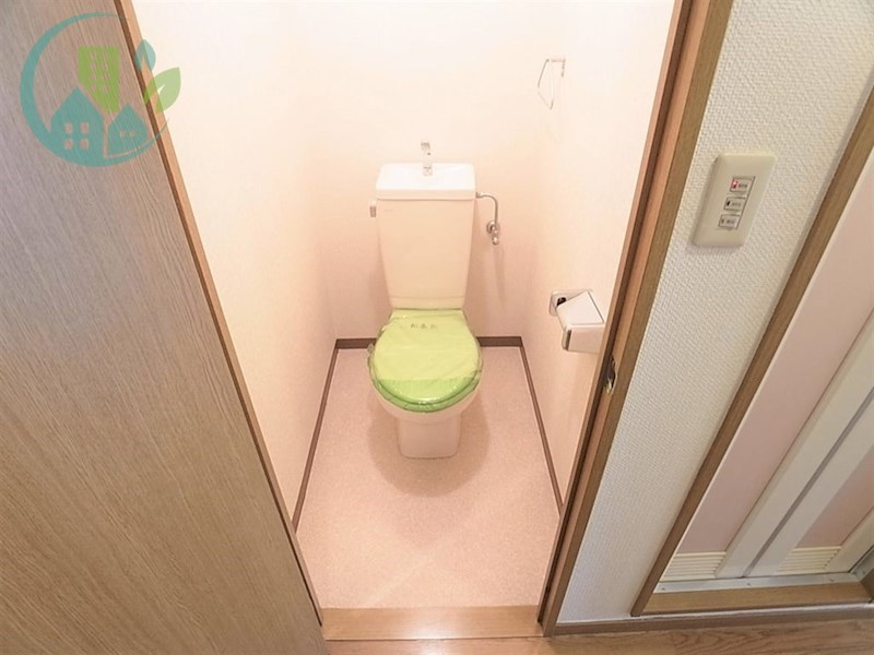 トイレ　ライフ石町