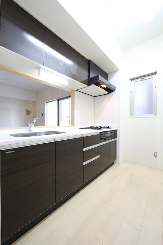 キッチン　システムキッチン（ガス3口+グリル）