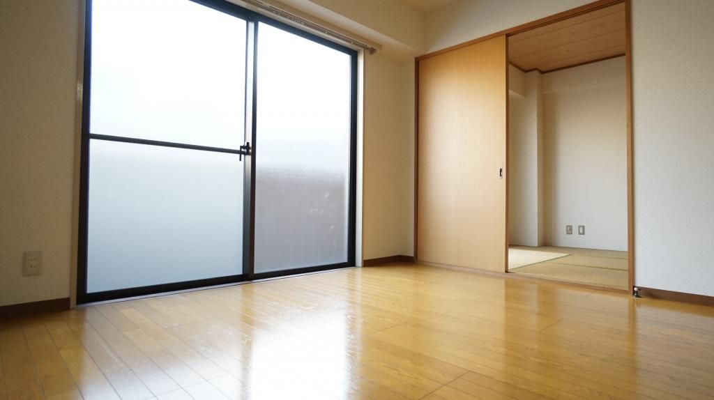 居室・リビング　収納