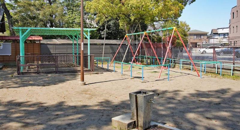 公園　金蓮院児童遊園（公園）まで210m