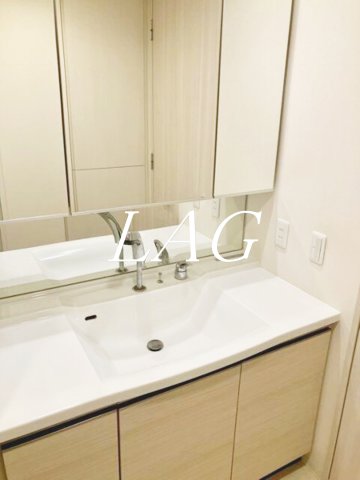 洗面設備　洗面台です。