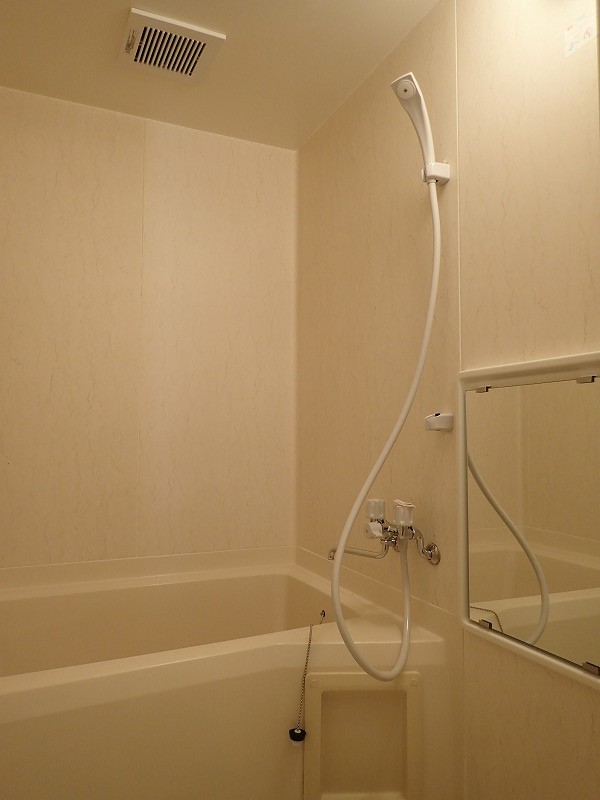 バス・シャワールーム　※別部屋参考写真※