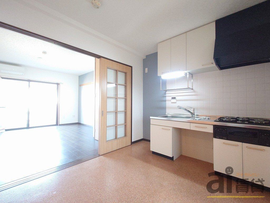 居室・リビング　同仕様写真