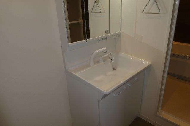 洗面設備　シャンプードレッサー