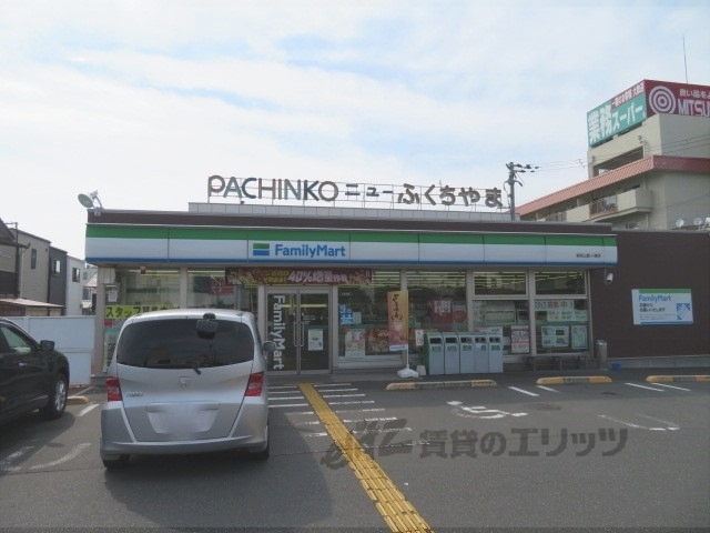 コンビニ　ファミリーマート福知山蛇ヶ端店（コンビニ）まで50m