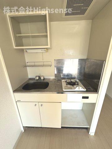 キッチン　コンパクトなキッチンで掃除もラクラク