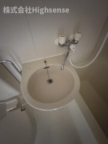 洗面設備　洗面所です