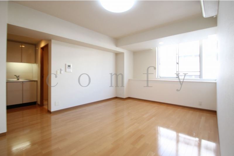 居室・リビング　日当りの良いリビングダイニング