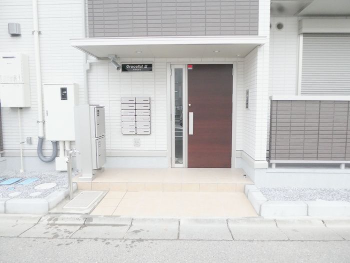エントランス　☆共用設備もキレイ☆