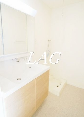 洗面設備　独立洗面台です。