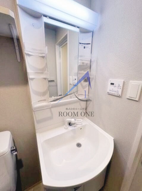 洗面設備　洗面台です。