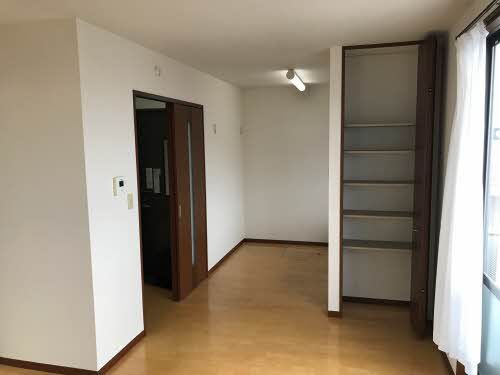 収納　リビング収納