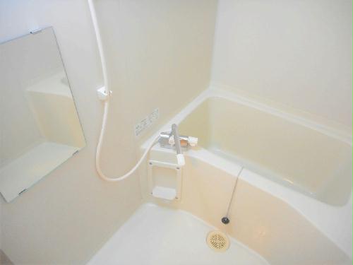 バス・シャワールーム　追い炊き機能付き