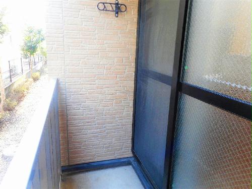 バルコニー　洗濯物を外干しできます