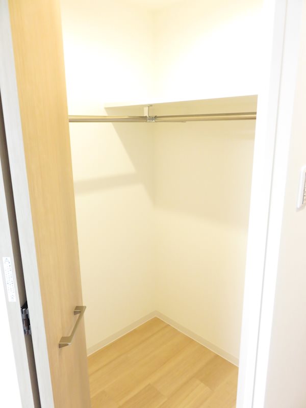 収納　ウォークインクローゼット