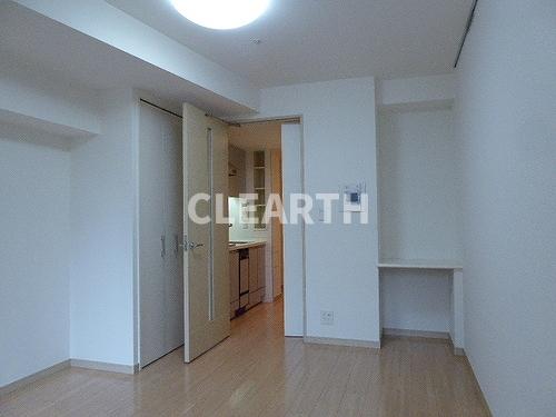 居室・リビング　洋室　約8.0畳　※前回募集時2021年11月の写真