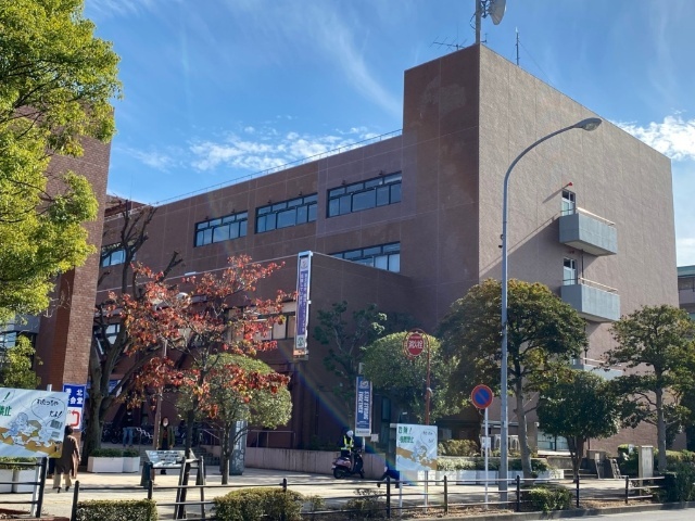 役所　横浜市港北区役所（役所）まで1711m