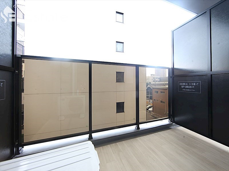 バルコニー　バルコニー