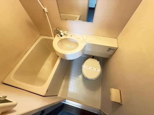 バス・シャワールーム