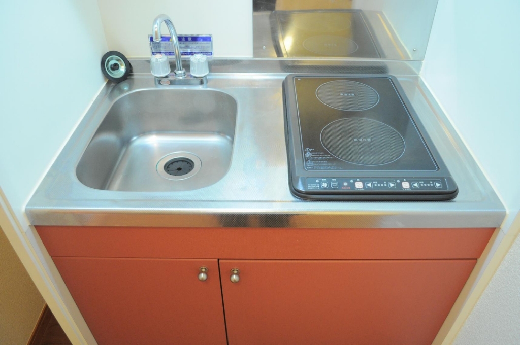 キッチン　電気コンロ２口付