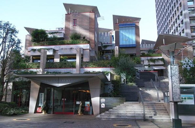 ショッピングセンター　アイガーデンテラス（ショッピングセンター）まで409m