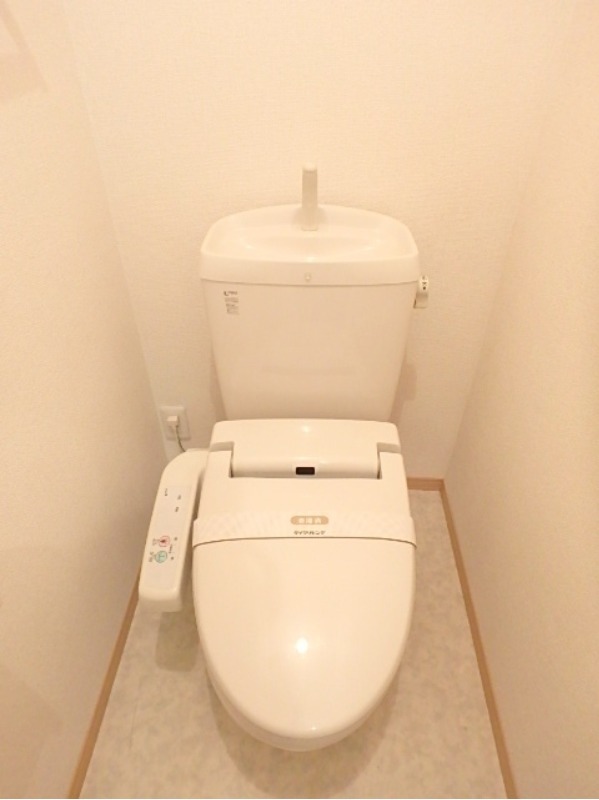 トイレ　図面と現状に相違がある場合には現状を優先