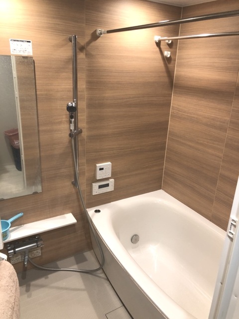 バス・シャワールーム