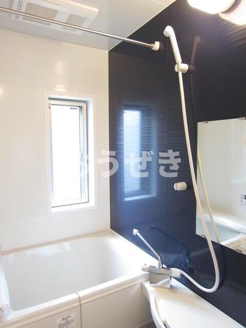 バス・シャワールーム　?